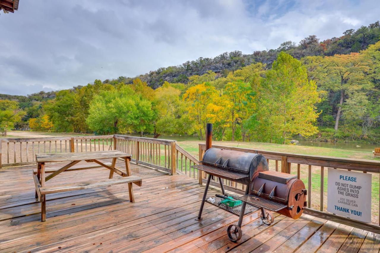 Bohemian New Braunfels Home With River Access! Exterior photo