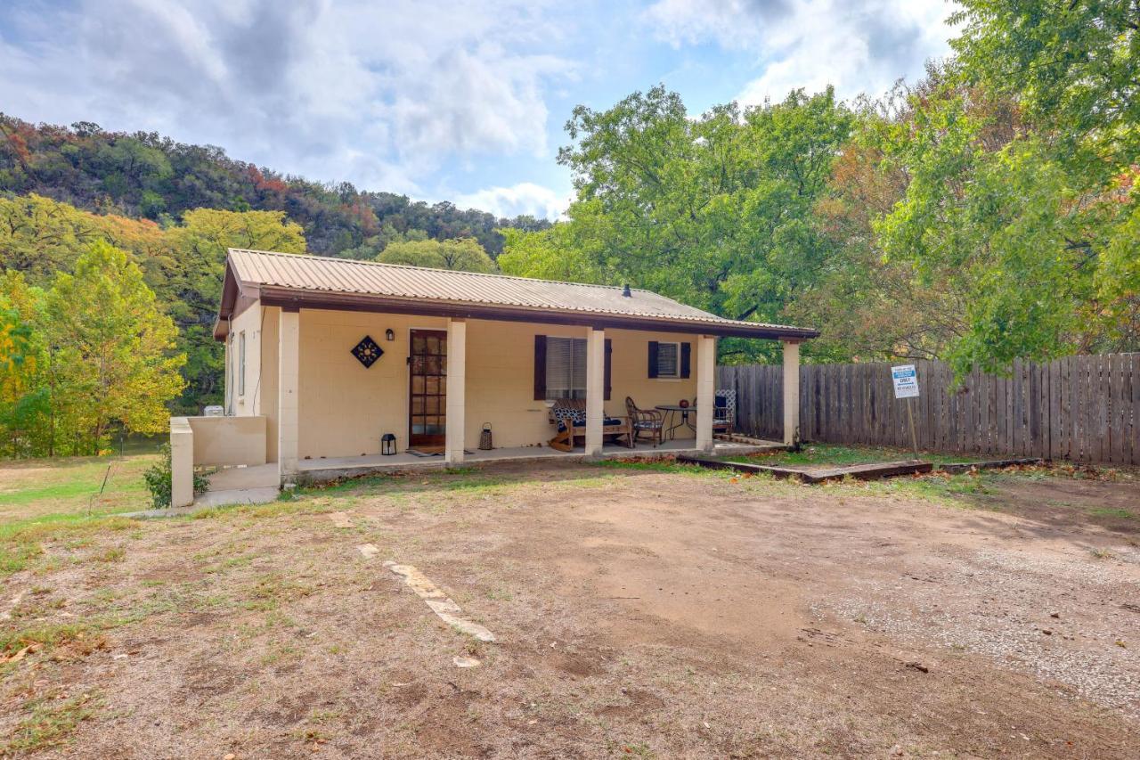 Bohemian New Braunfels Home With River Access! Exterior photo